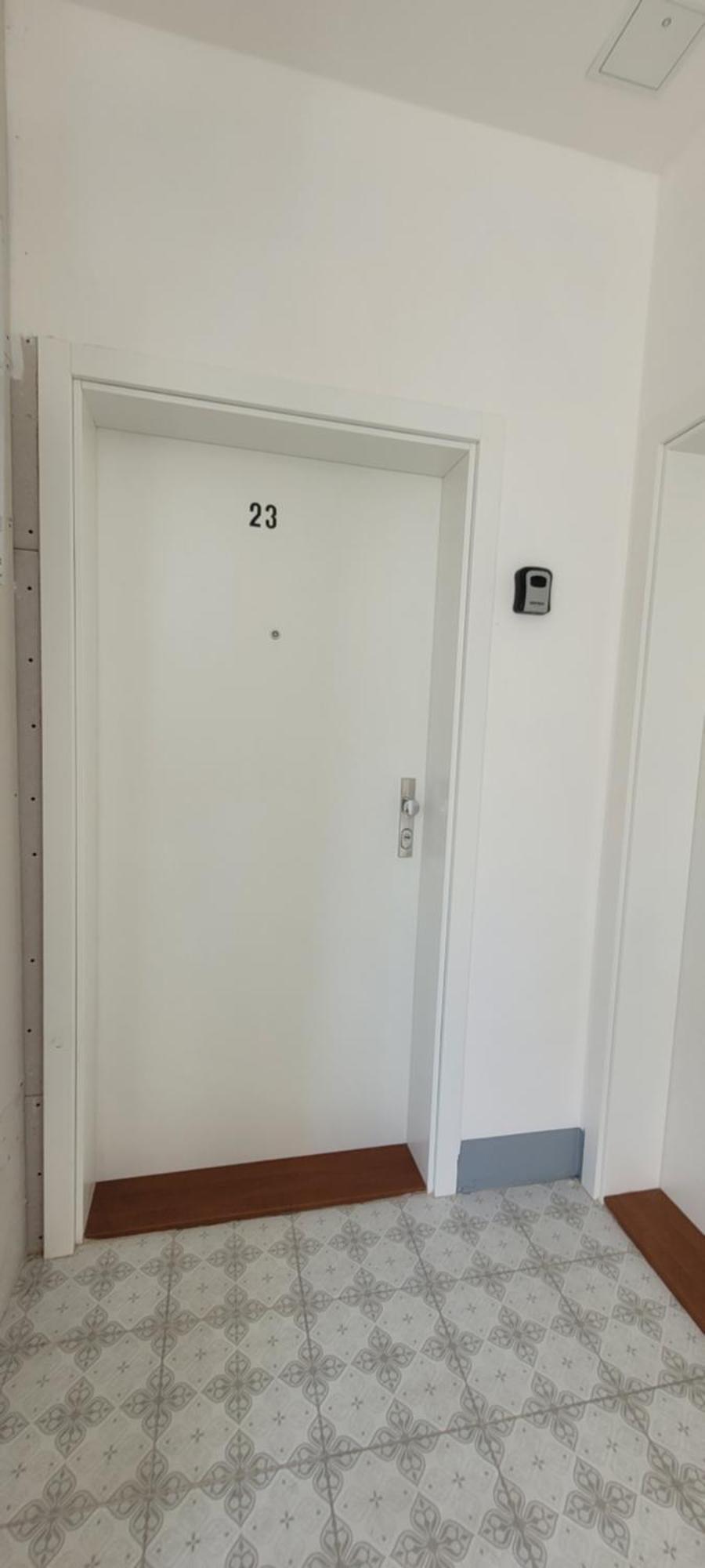Altbauwohnung Mit Charme - Selbst Check In - Queensize Bett Vienna Luaran gambar